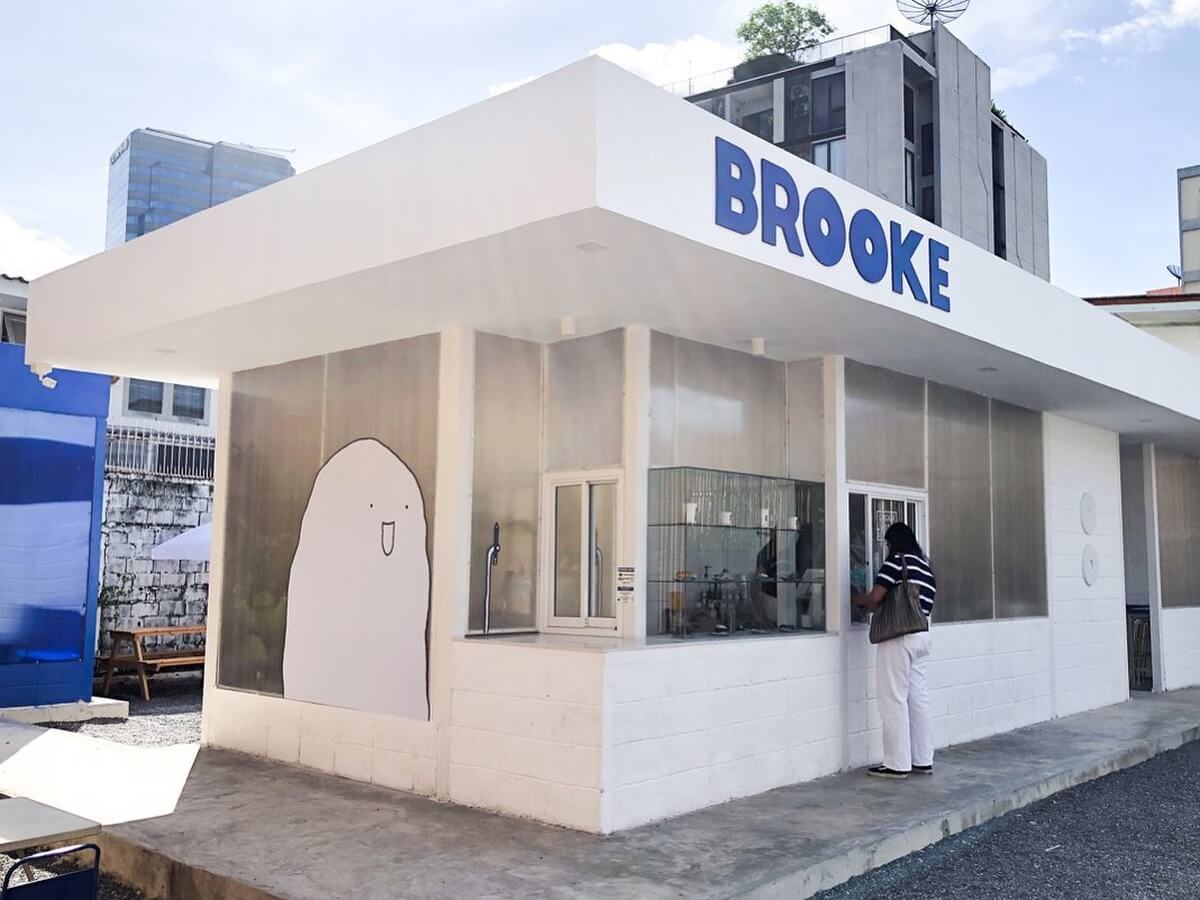 Brooke BKK_instagram cafes in bangkok_cafe exterior