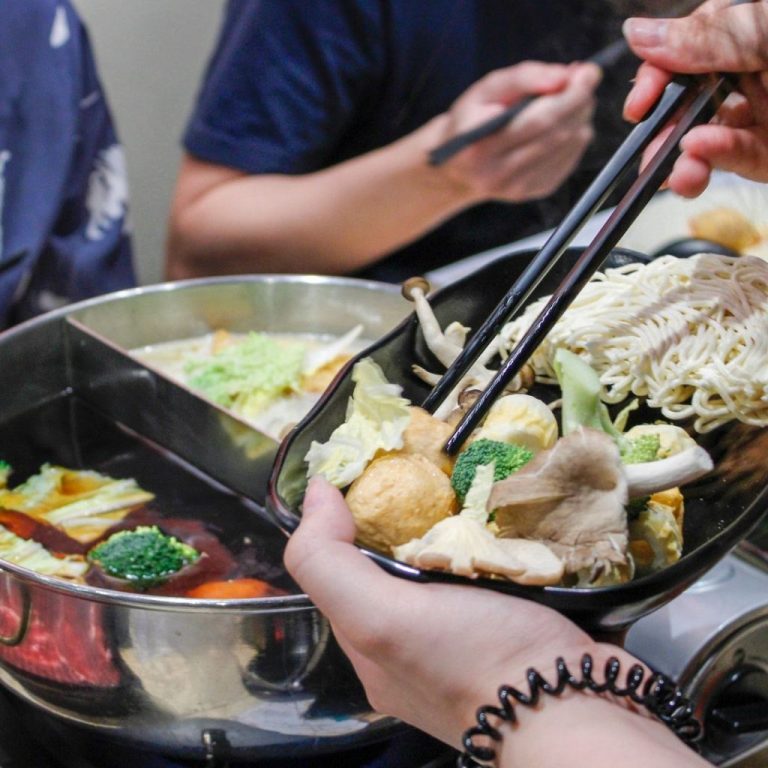 10 places for cheap hotpot in Singapore to visit HungryGoWhere