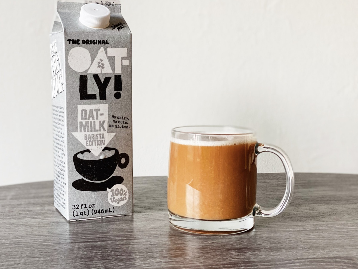 oat milk-Oatly