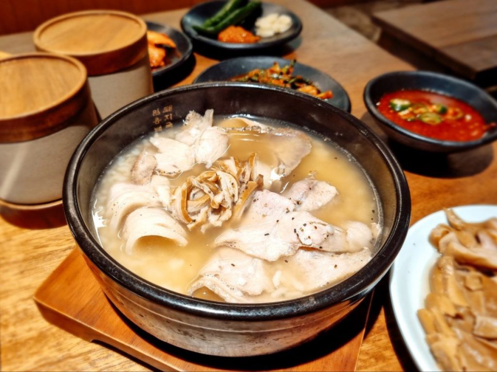 Um Yong Baek In Singapore: Review Of Its Homely Pork-and-rice Soup ...