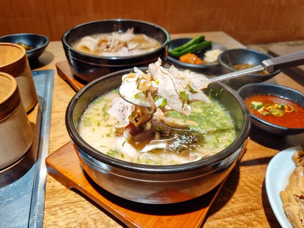 Um Yong Baek In Singapore: Review Of Its Homely Pork-and-rice Soup ...