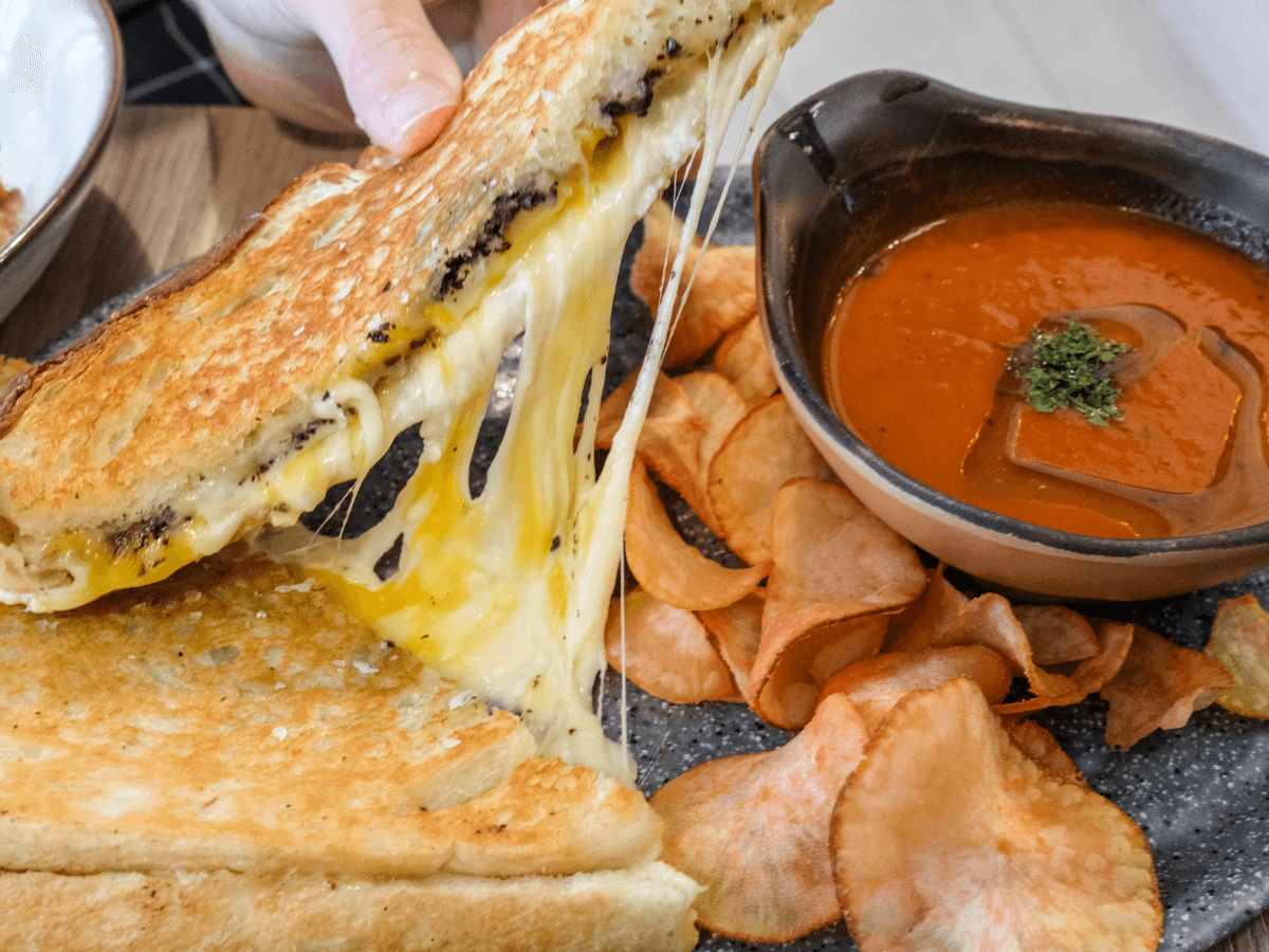 Review: Missus, the Muslim-owned bakehouse with the cheesiest grilled cheese sandwiches