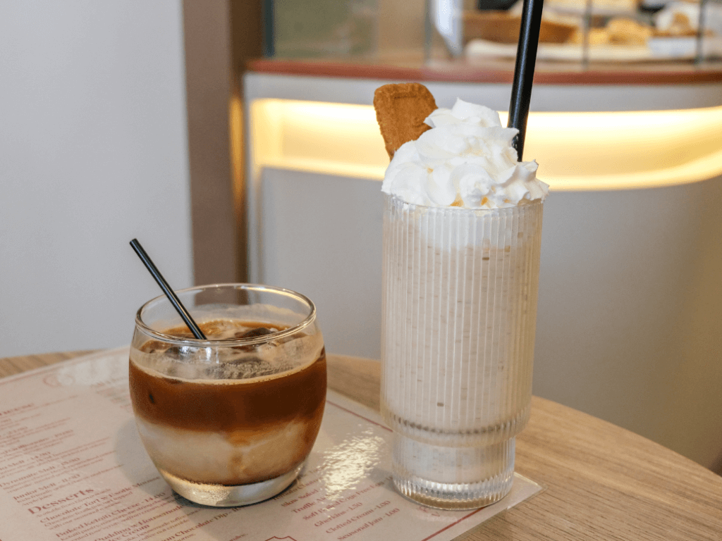glmissus1002_coffee and milkshake missus