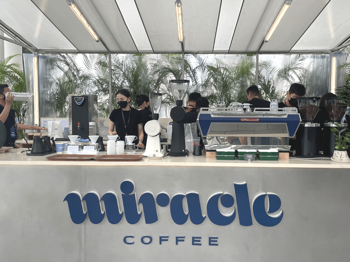 Fans queue for 7 hours to get a glimpse of JJ Lin at Miracle Coffee’s pop-up launch