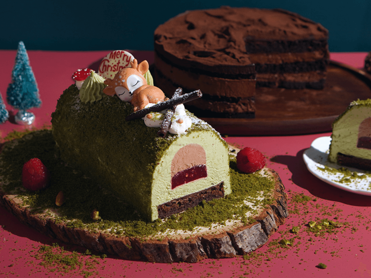 5 patisseries in Singapore to get yule log cakes this Christmas