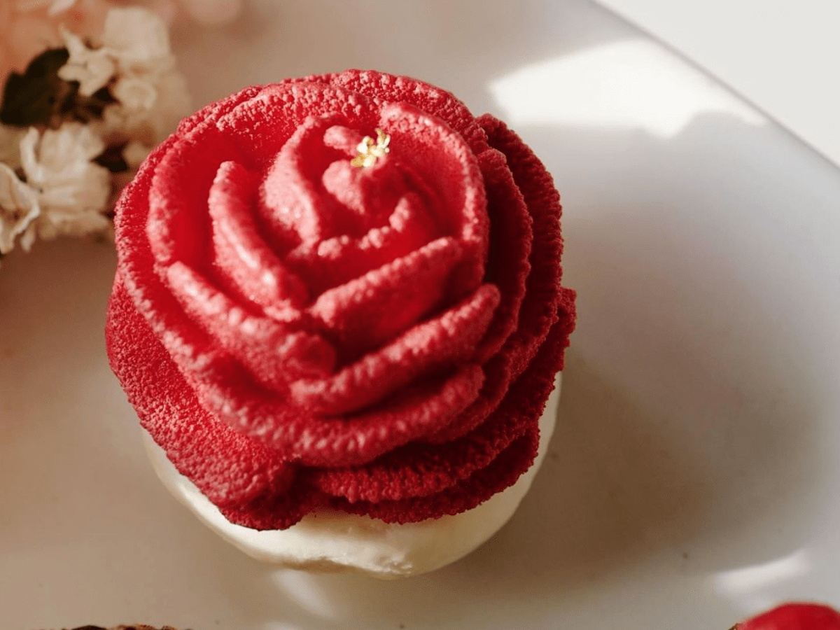 The Rose dessert.