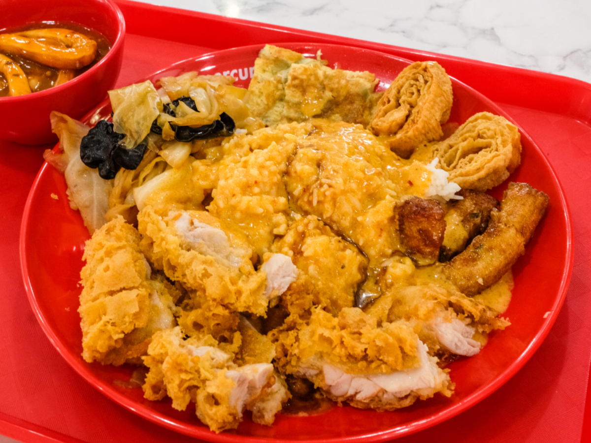 Review: Supercurry dishes up heaping plates of curry rice in Telok Ayer