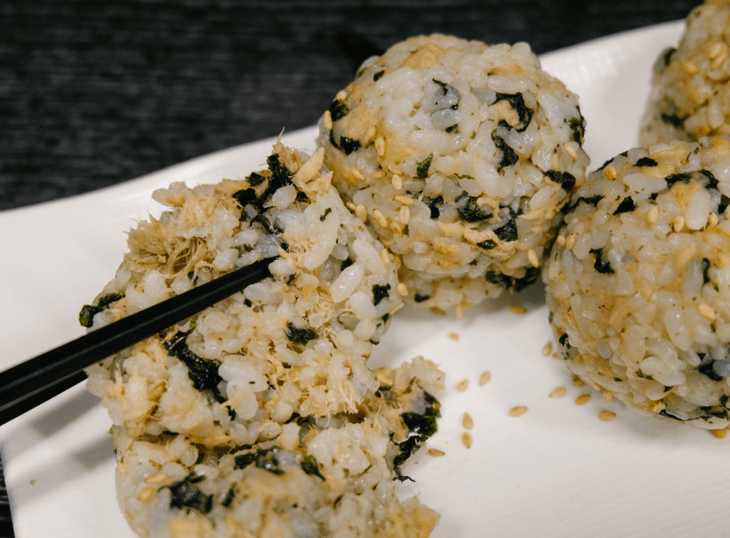 meokja by jungga review_hungrygowhere_tuna rice balls