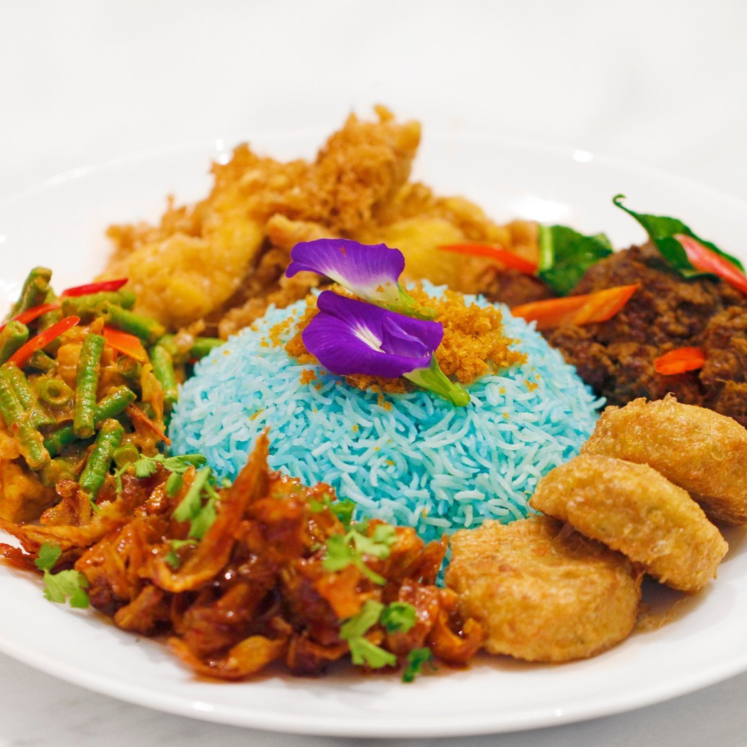 high tea_hungrygowhere_nasi ambeng carousel