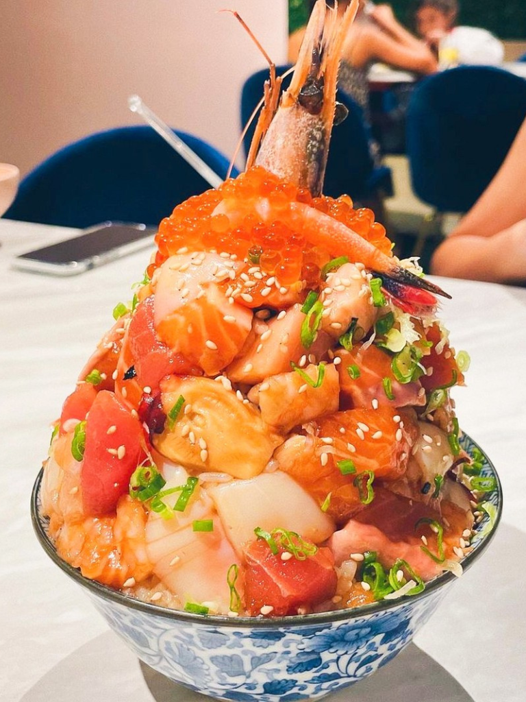 02-ev-omote-omote-soho-novena-thick-sashimi-cubes-HungryGoWhere.png