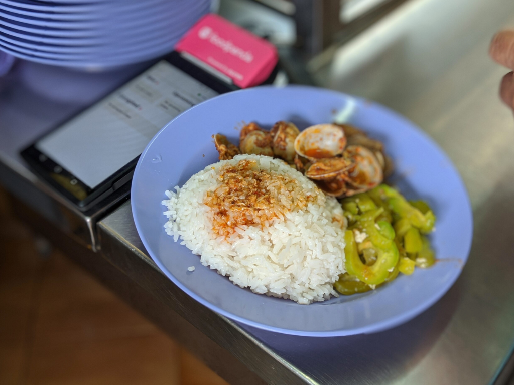 05-pl-economic-rice-Chwee-Hua-Mixed-Vegetable-Rice-Porridge-set-meal-HungryGoWhere