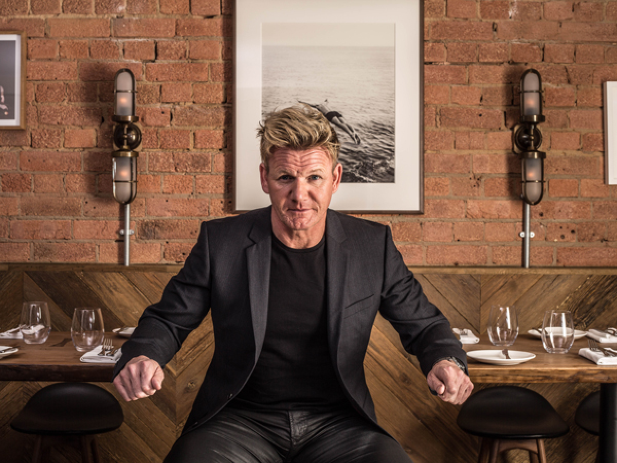 Gordon Ramsay wins chilli crab, loses Hawker Heroes challenge (Part 2)