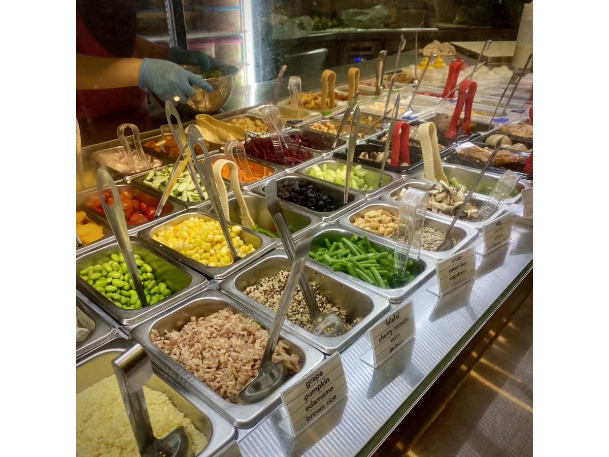 So… I ate healthy food for the first time in my life at Simply Wrapps…