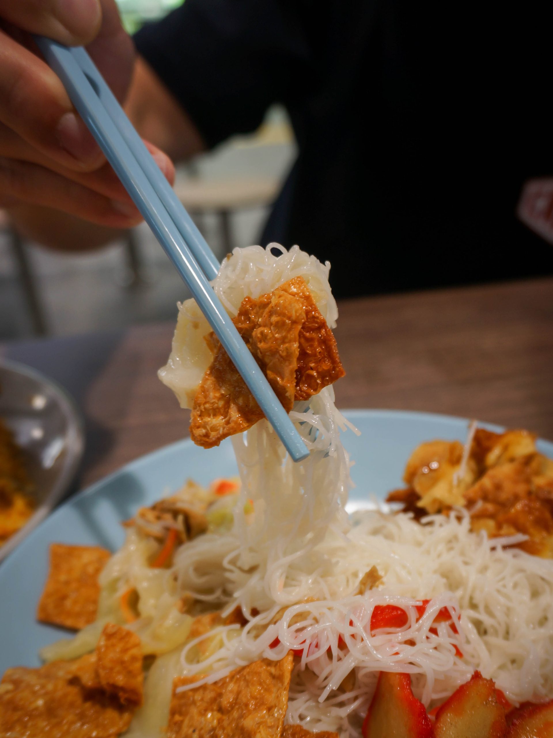 Senja Hawker Centre_HungryGoWhere_Bee Hoon Set_Ba fang vegetarian