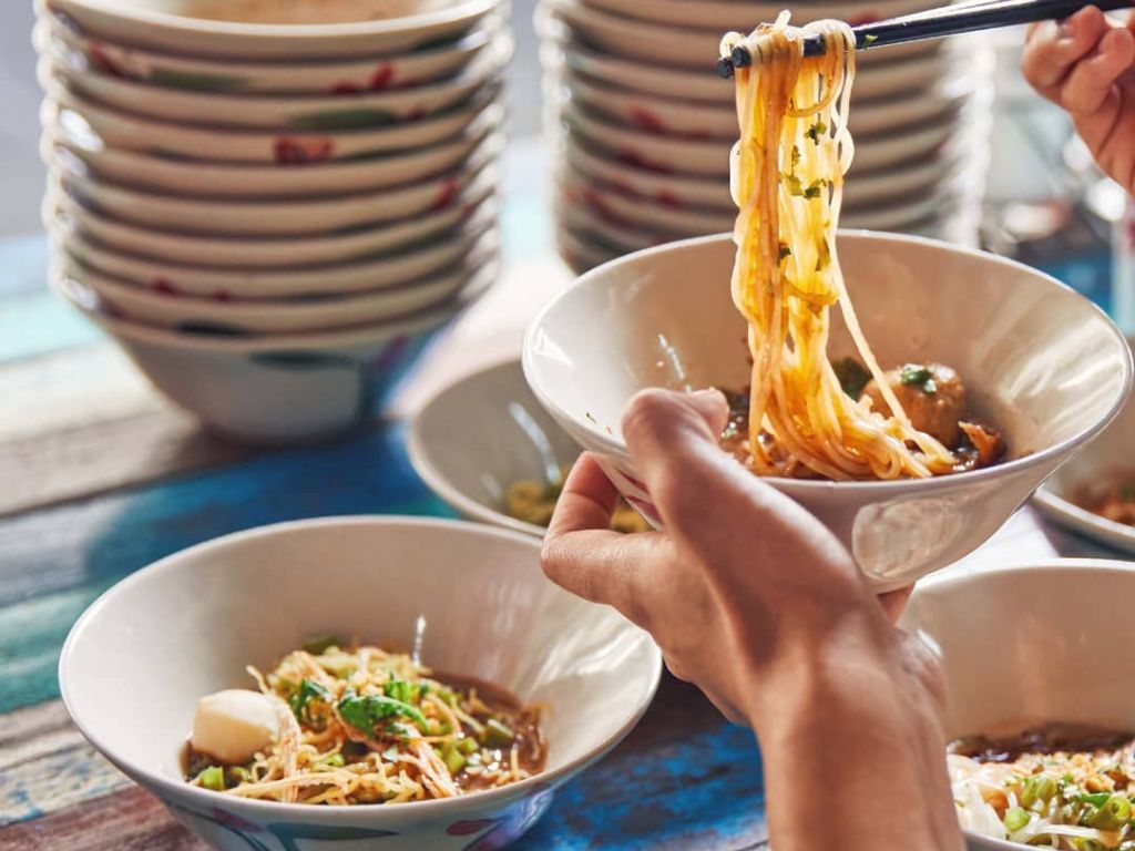 02 ev-the original boat noodle singapore-10 bowls deal-spring noodles