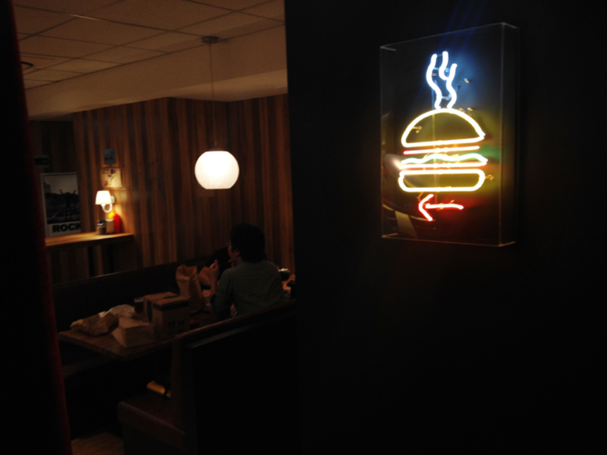 Burger Joint Singapore: Hot New Restaurant