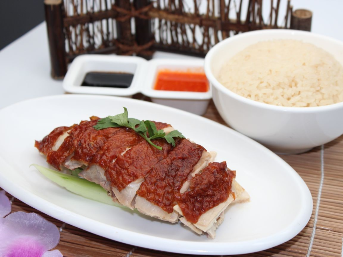 Feng Ji: Level up your chicken rice with tze char dishes