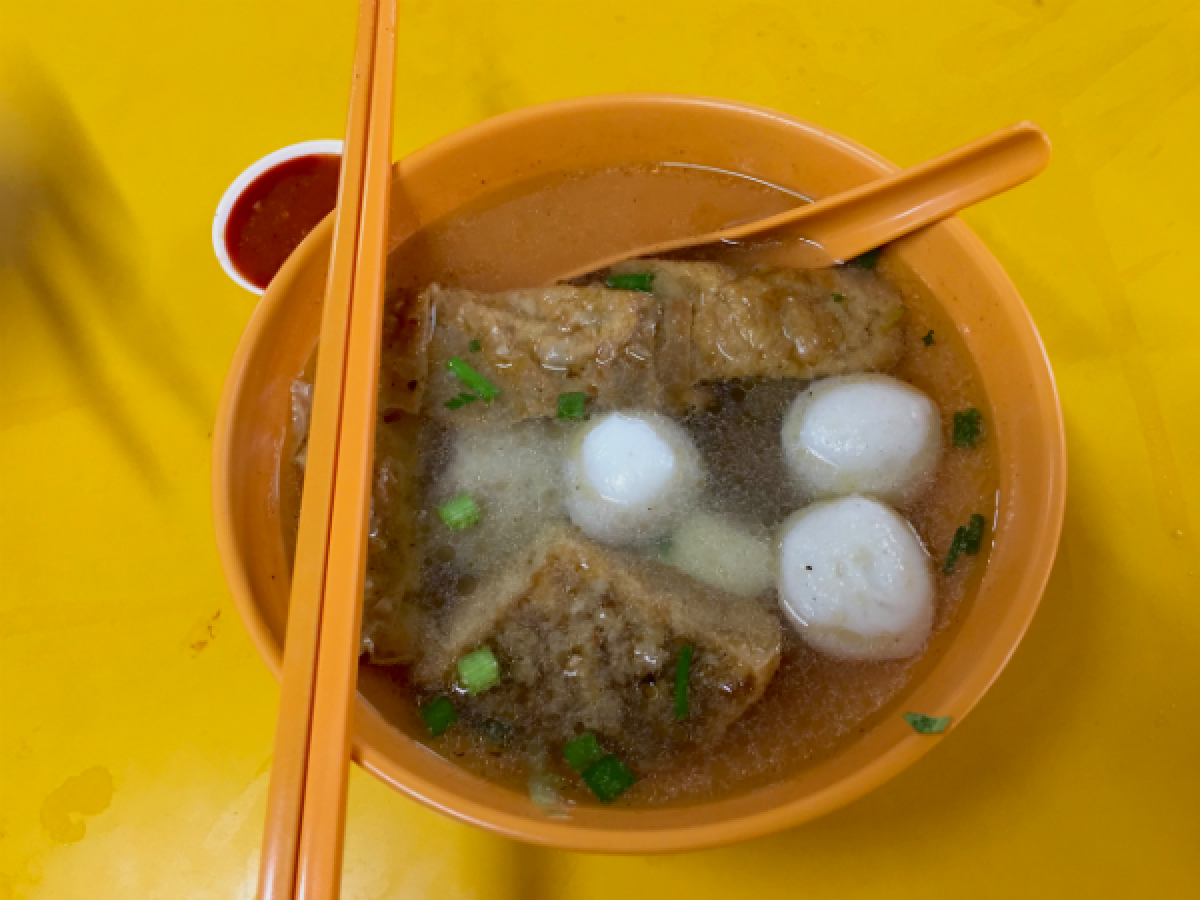 Yong Xiang Xing Dou Fu: This stall has super long queues! | HungryGoWhere