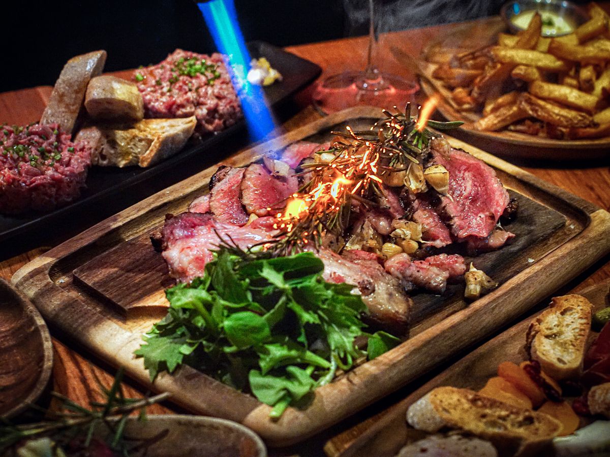 Boeuf at Telok Ayer beefs up menu with free-flow Argentinian steak promo & affordable set menus