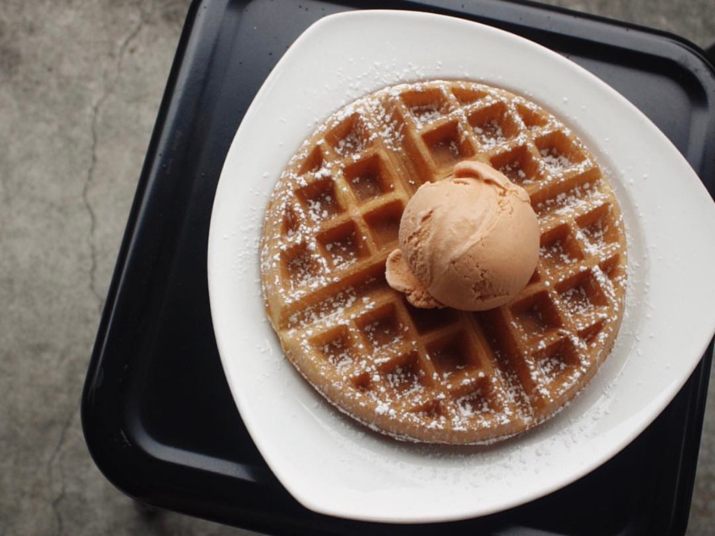 09 pl-ice cream supper spots-Salted Caramel-ice cream and waffles-HungryGoWhere