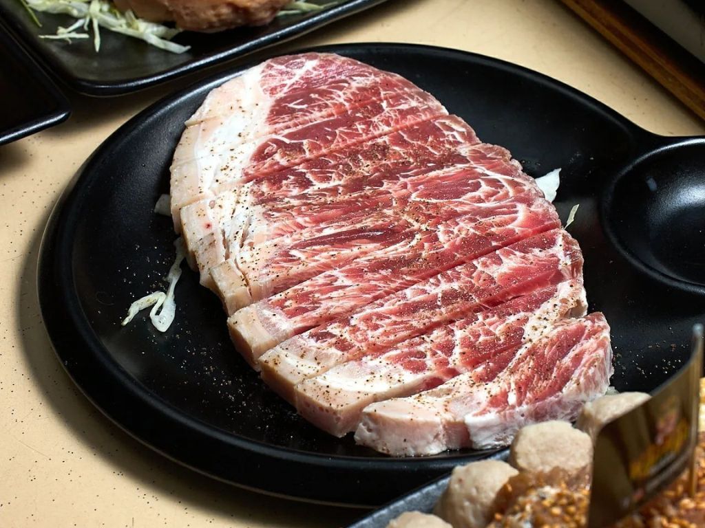 03 ev-wan wan mookata-free platter-steak-HungryGoWhere