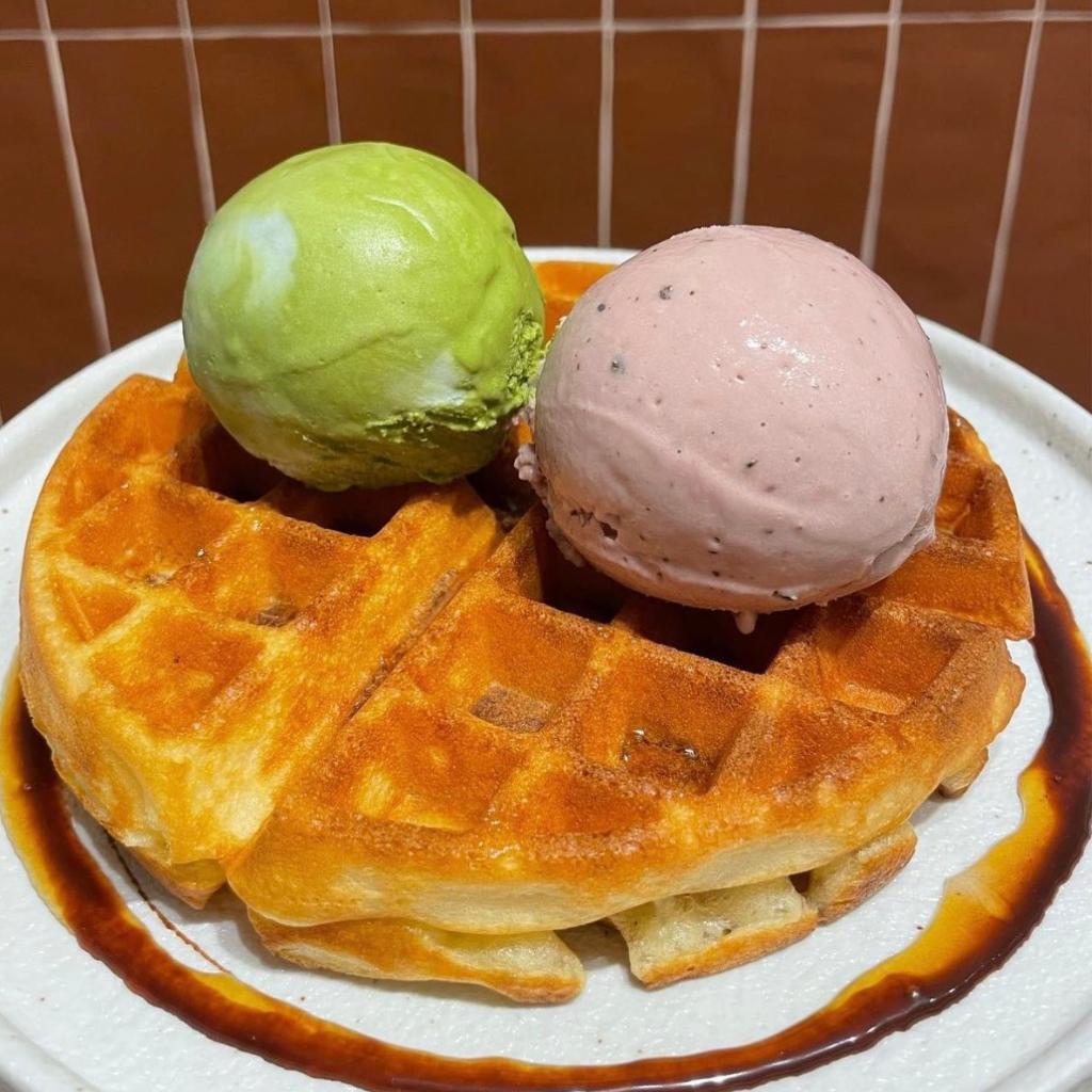 02 pl-quirky waffles-Ri Ri Cha-nian gao waffles-HungryGoWhere