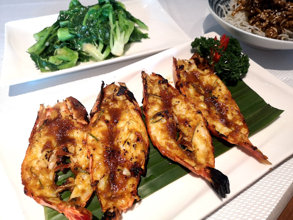 08 yw-mutiara-grilled prawns-HungryGoWhere