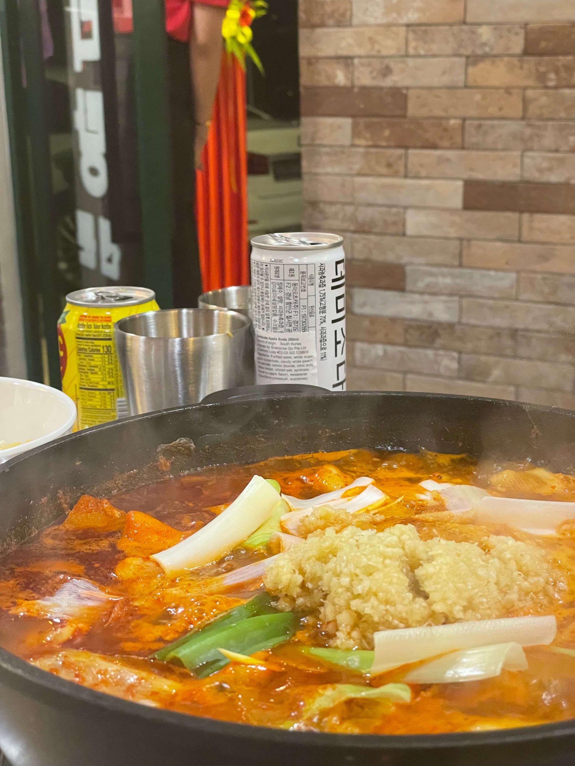 03 je kelim dakdoritang korean spicy chicken stew hungrygowhere