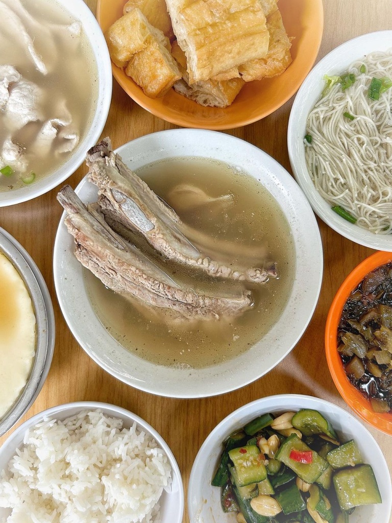 what to eat in singapore