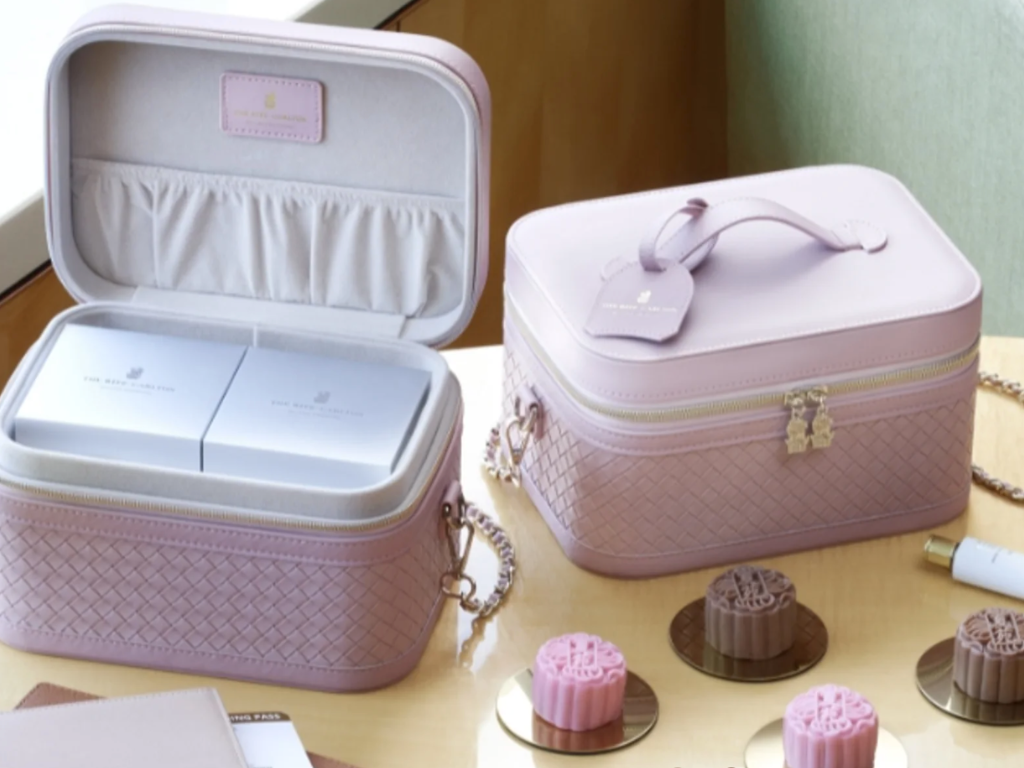 12 gorgeous mooncake box designs to surprise your loved ones this