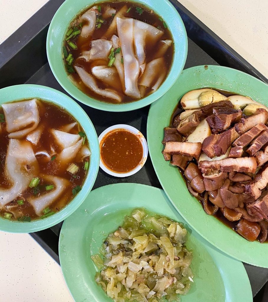 what to eat in singapore kway chap