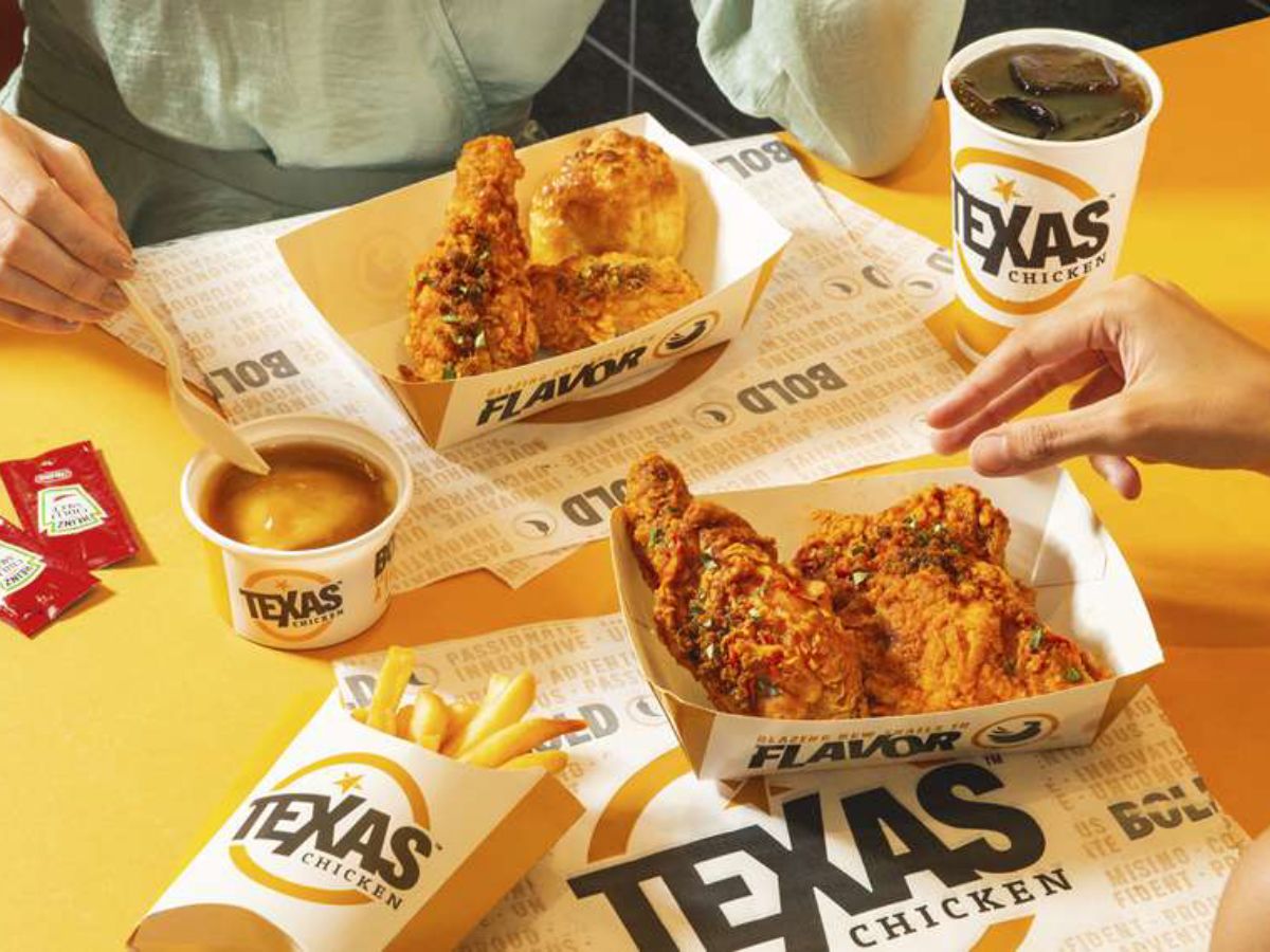 Texas Chicken now 24/7 in Singapore & launches two new breakfast burgers, available from 4am