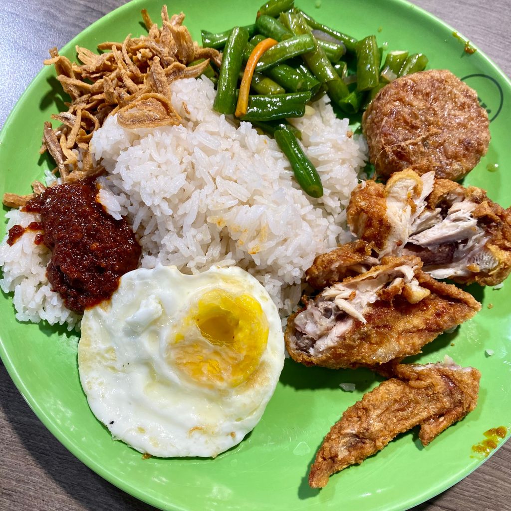 02 ev-singapore hawker awards 2023-hawker heritage award-d'authentic nasi lemak-hungrygowhere