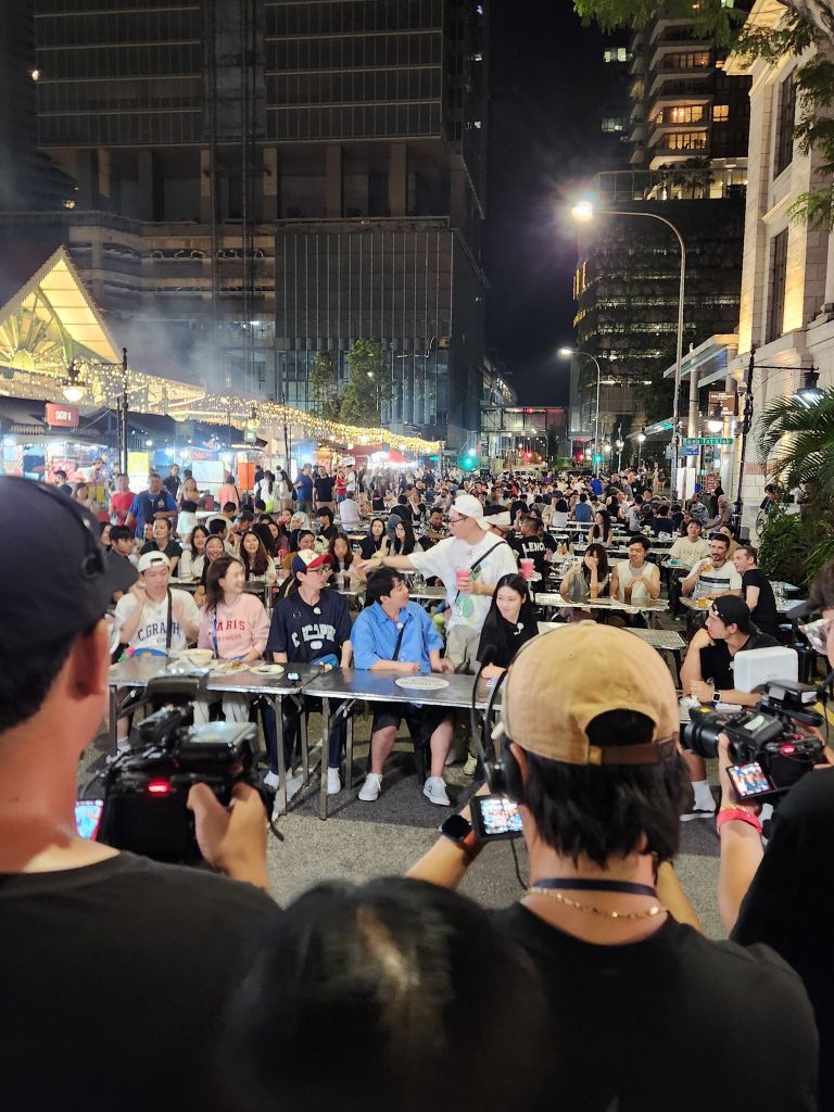 06 ev-running man singapore episode-lau pa sat behind the scenes-hungrygowhere