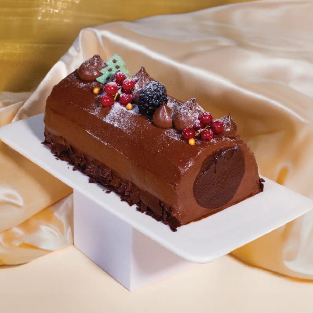 02 ev-christmas desserts-log cake-hungrygowhere