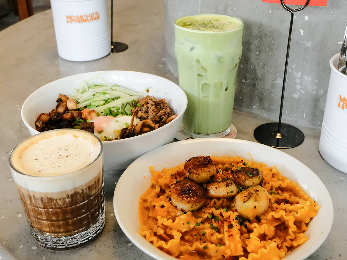 Review: Moonchild cafe has good vibes and food, but drinks & desserts feel lacking