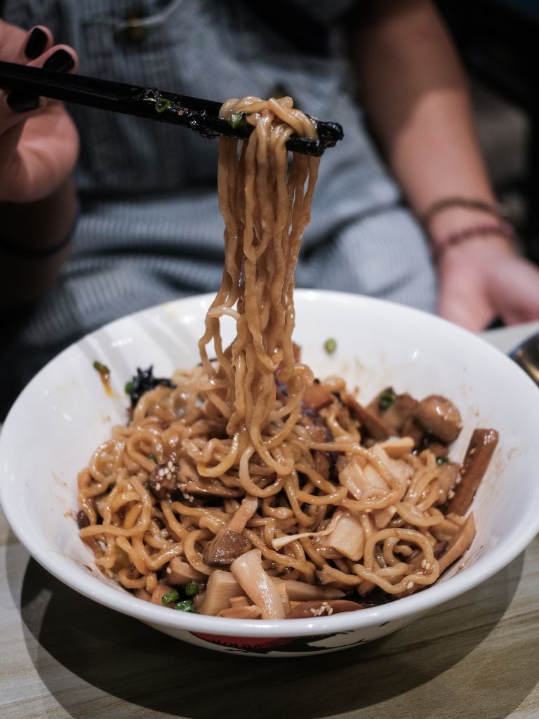 Liu Lang Mian Noodle Bar