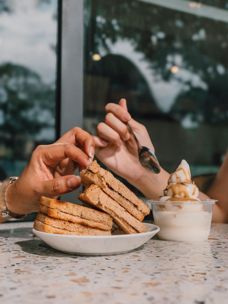 Dog cafes in Singapore