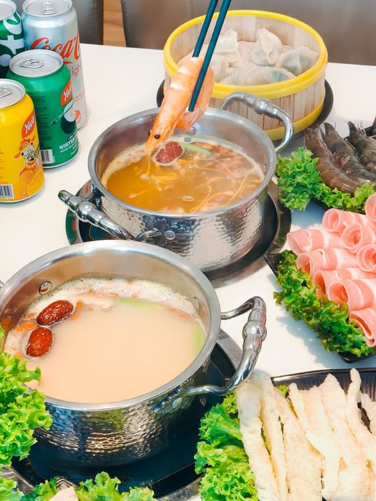 Photo: Guo Fu Hotpot/Instagram steamboat singapore