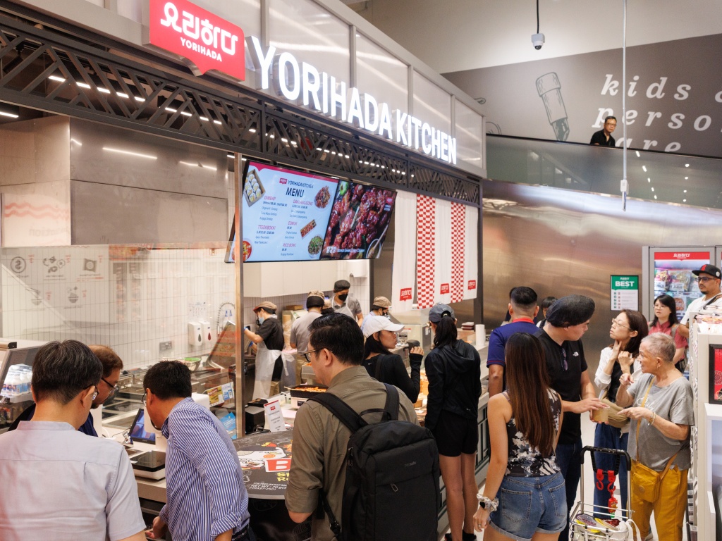 Photo: Fairprice Group lotte mart express singapore
