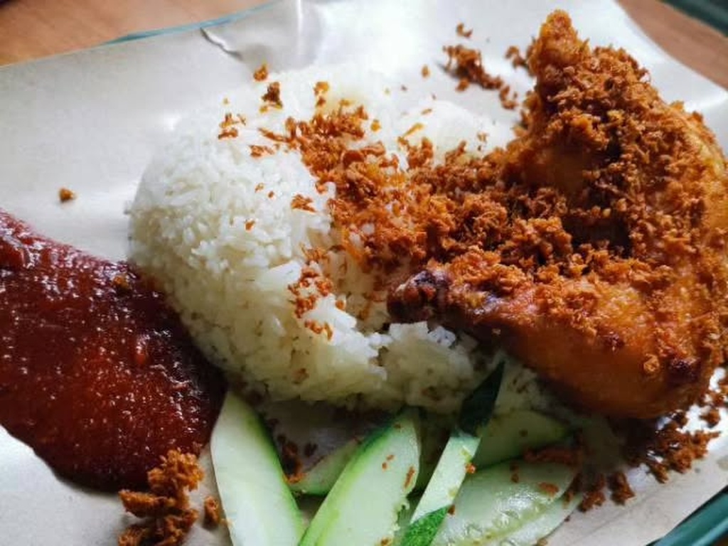 Photo: Fiie’s Cafe/Instagram best chicken rice singapore
