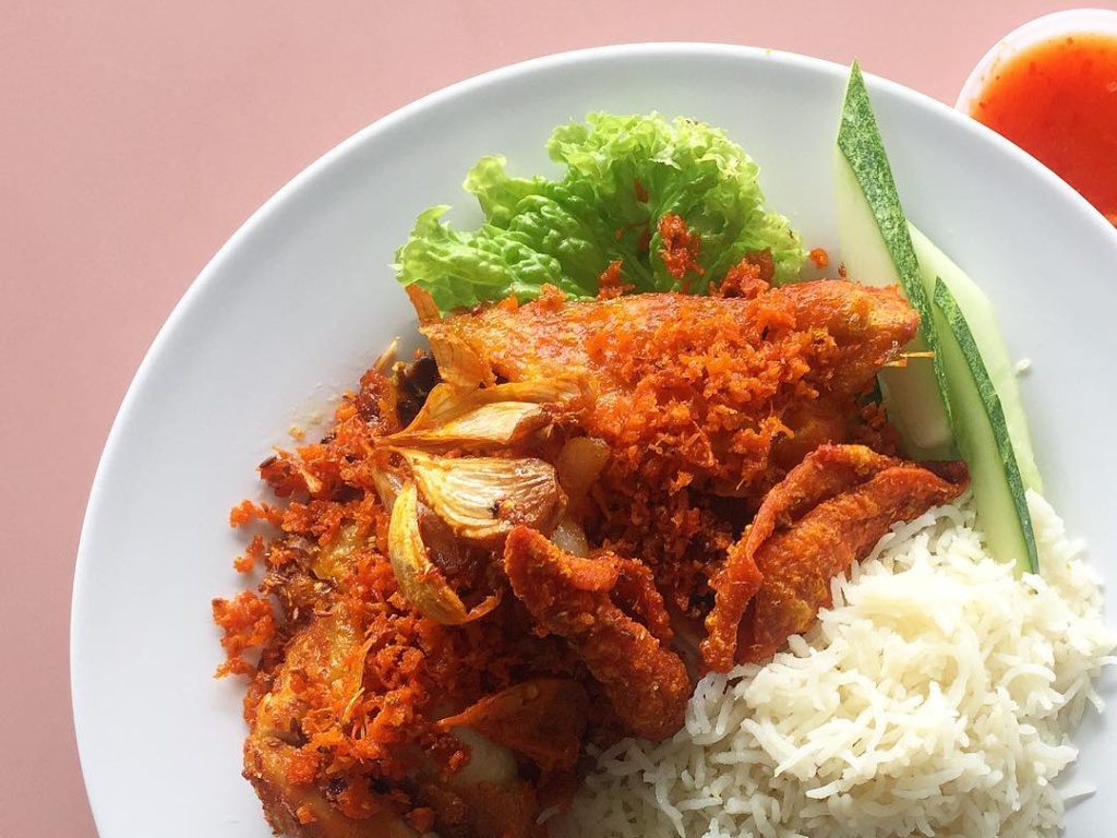 Photo: Mat Noh & Rose Authentic Ginger Fried Chicken Rice/Instagram best chicken rice singapore