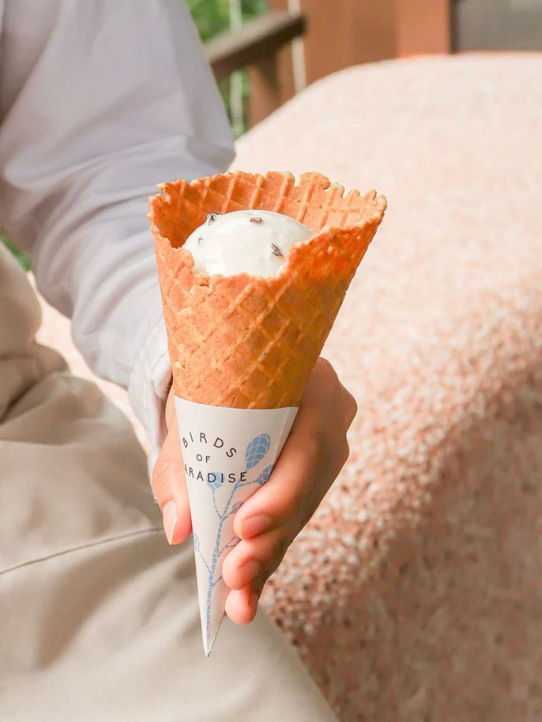 Chrysanthemum gelato. Photo: Birds of Paradise/Instagram Jewel Changi food