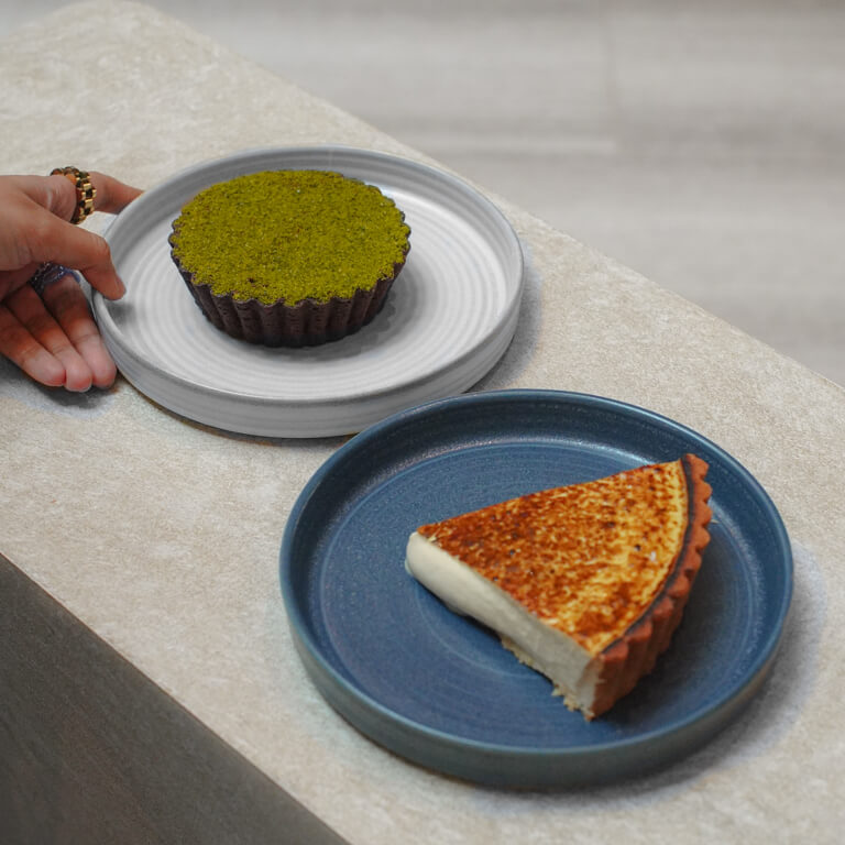 There are a lot of cheesecakes to choose from at Queic, but these two might take the cake. Photo: Evan Mua/HungryGoWhere Jewel Changi food