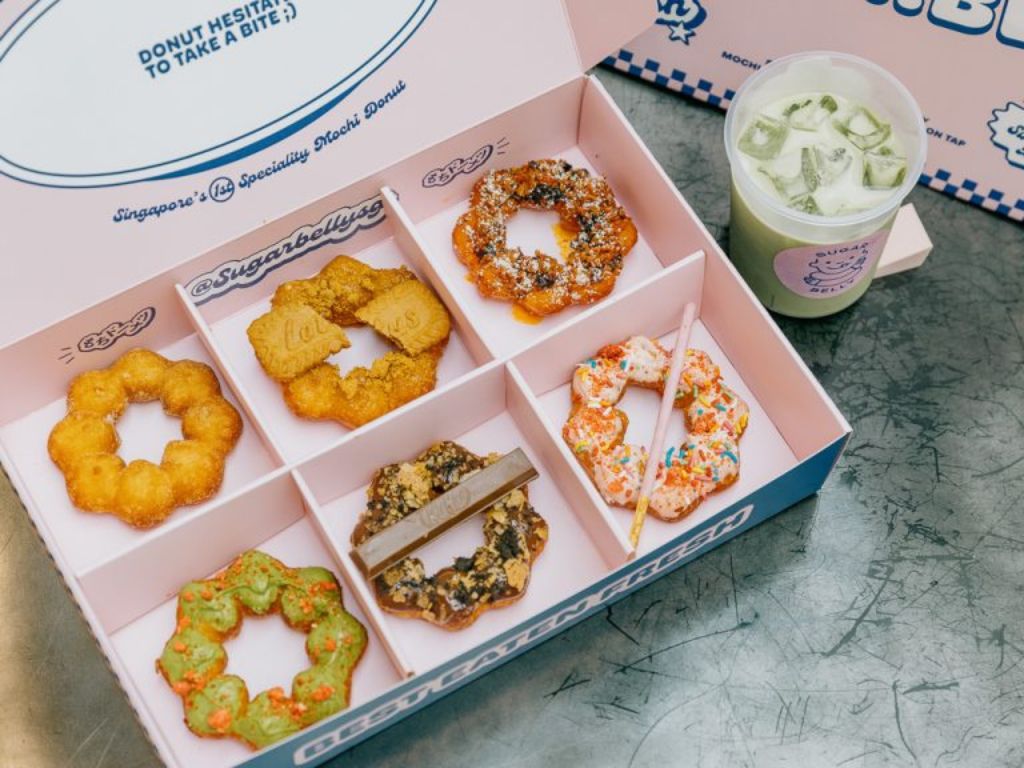 Clockwise from top left — Cinnamon, Lotus Biscoff, mala cheesy ham, sakura strawberry, Kit Kat chocolate and matcha strawberry. Photo: Ravin Thiruchelvam/HungryGoWhere Jewel Changi food