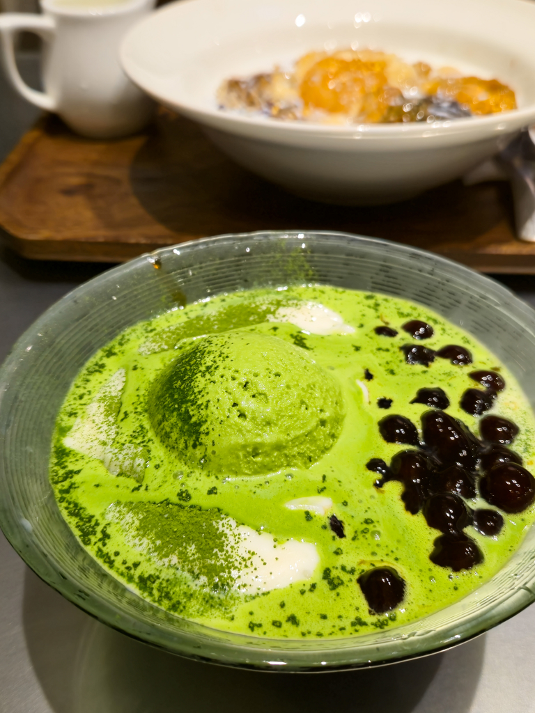 Matcha mochi peaks. Photo: Zawani Abdul Ghani/HungryGoWhere yuen yeung desserts neil road
