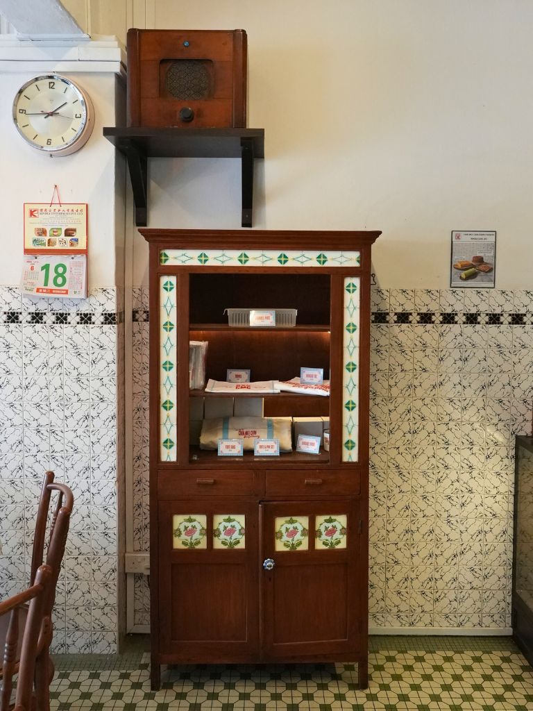 We fell in love with the nostalgic ambience at Chin Mee Chin. Photo: Shannon Yap/HungryGoWhere chin mee chin confectionery