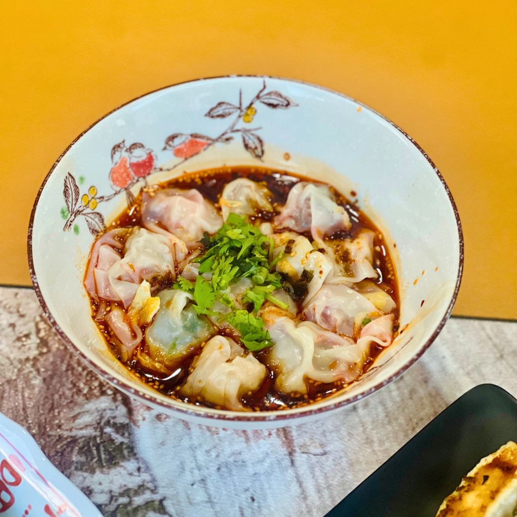 The 全家福 comes with 12 wontons, each with a different stuffing. Photo: Shannon Yap/HungryGoWhere chu xin wonton shop