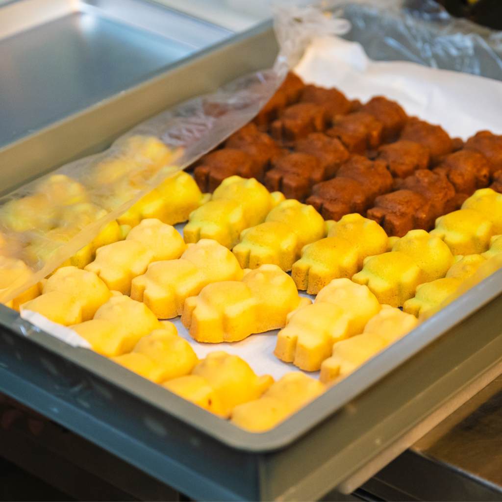 Adorable bear-shaped pound cakes. Photo: Abdul Rahim Anwar/HungryGoWhere Hung Huat Cakes and Pastries