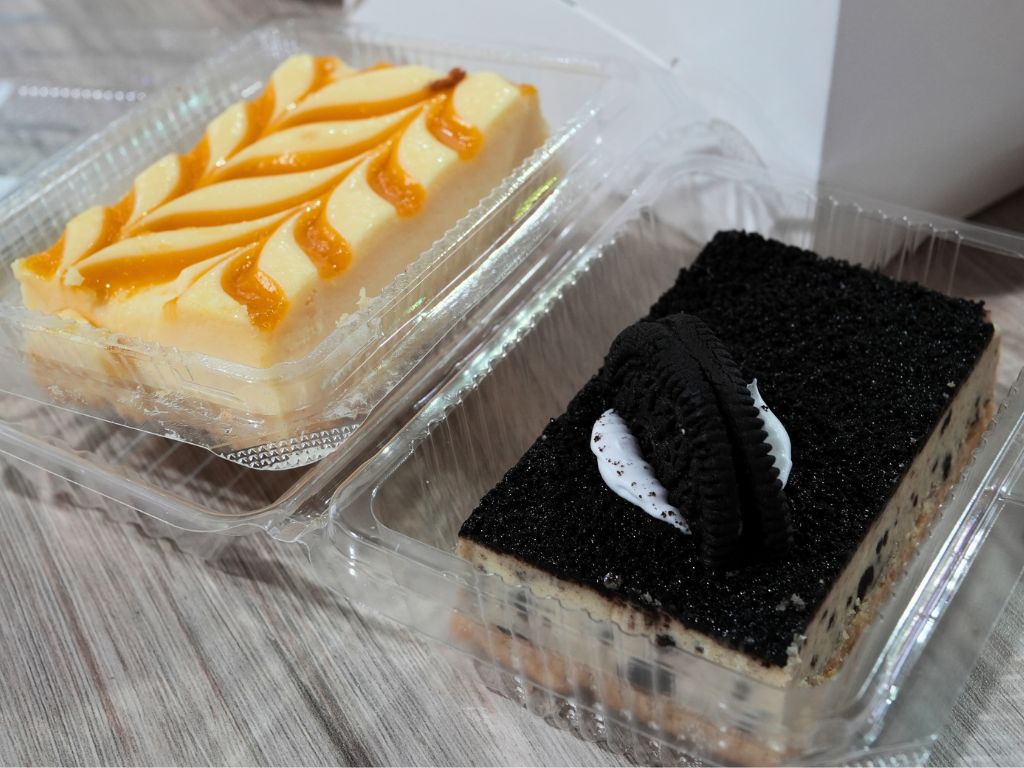 Mango cheesecake and oreo cheesecake. Photo: Angeline Ang/HungryGoWhere Bakes n Bites